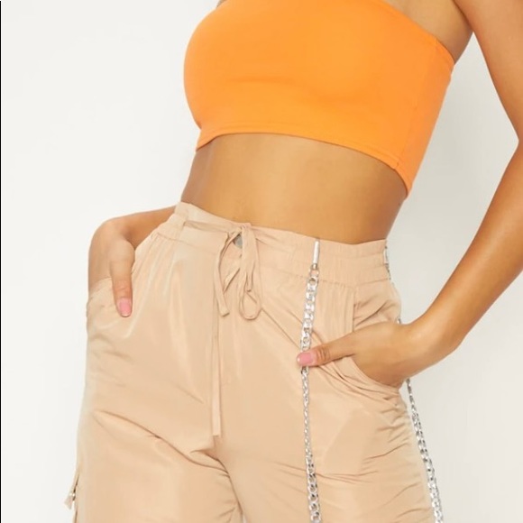 Clothes - Picture 11 of 16